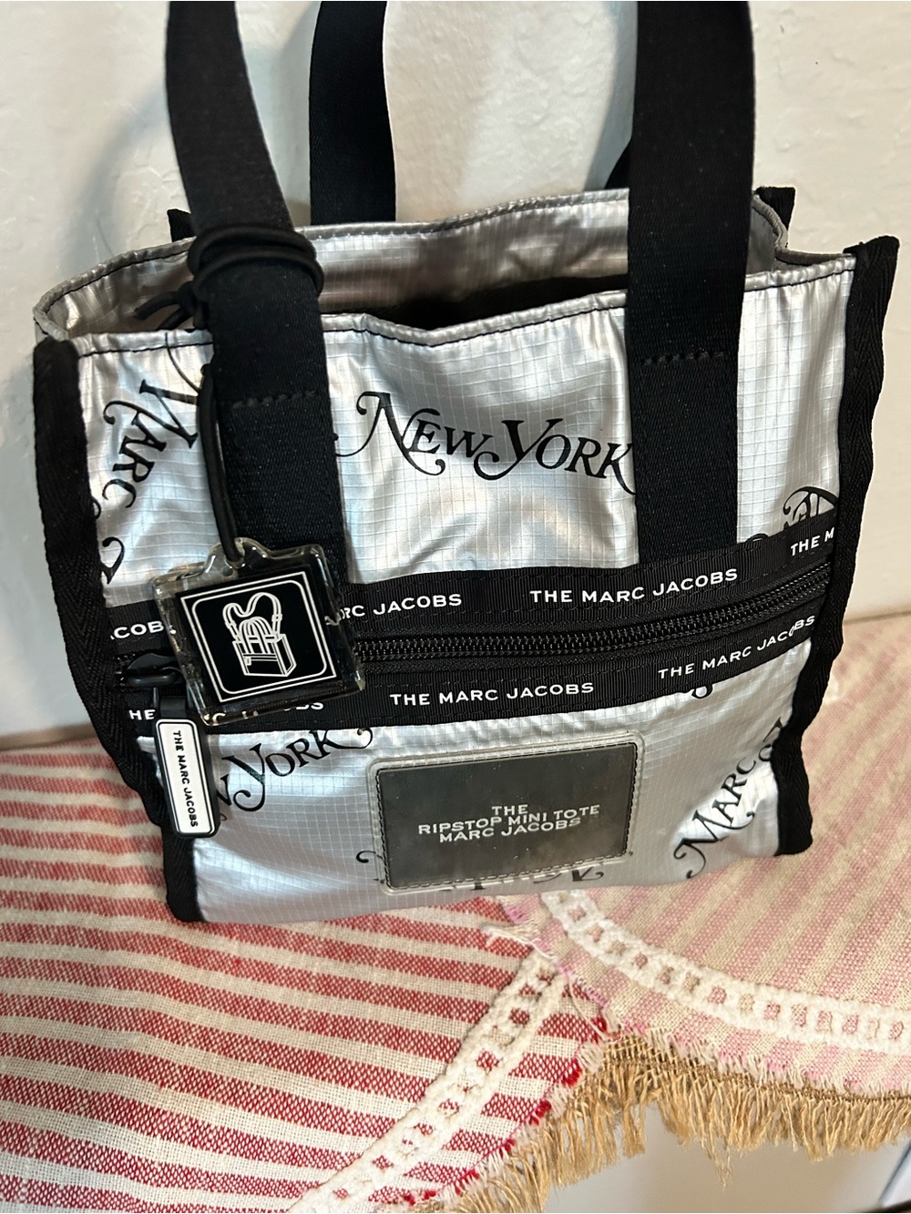 Marc Jacobs Ripstop mini tote silver - Picture 2 of 6